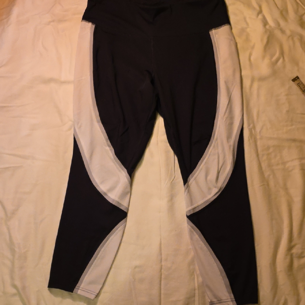 Avia Arctic White and Silver Leggings